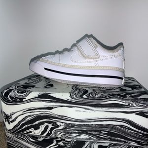 Nike Court Legacy White Leather Sneakers DA5382-100 Infant Toddler Size 5C